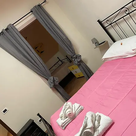 Tommy House 19 Focene