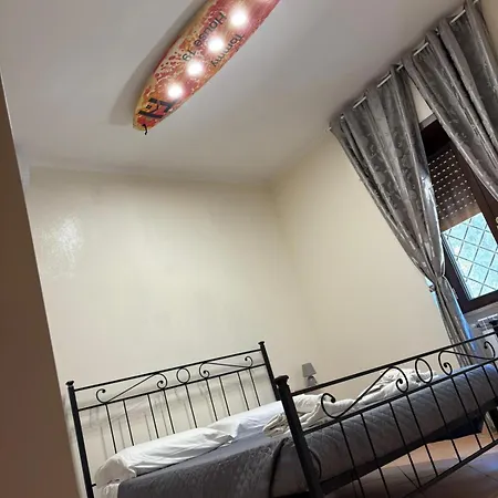 Tommy House 19 Apartament Focene